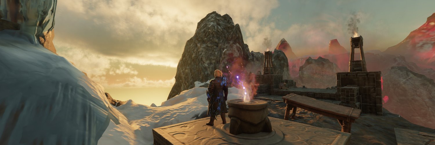 QwertiesPlays channel header